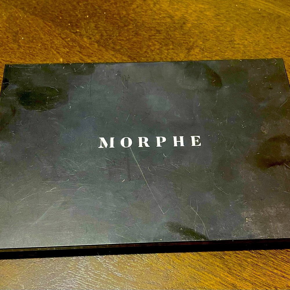 Morphe eyeshadow palette